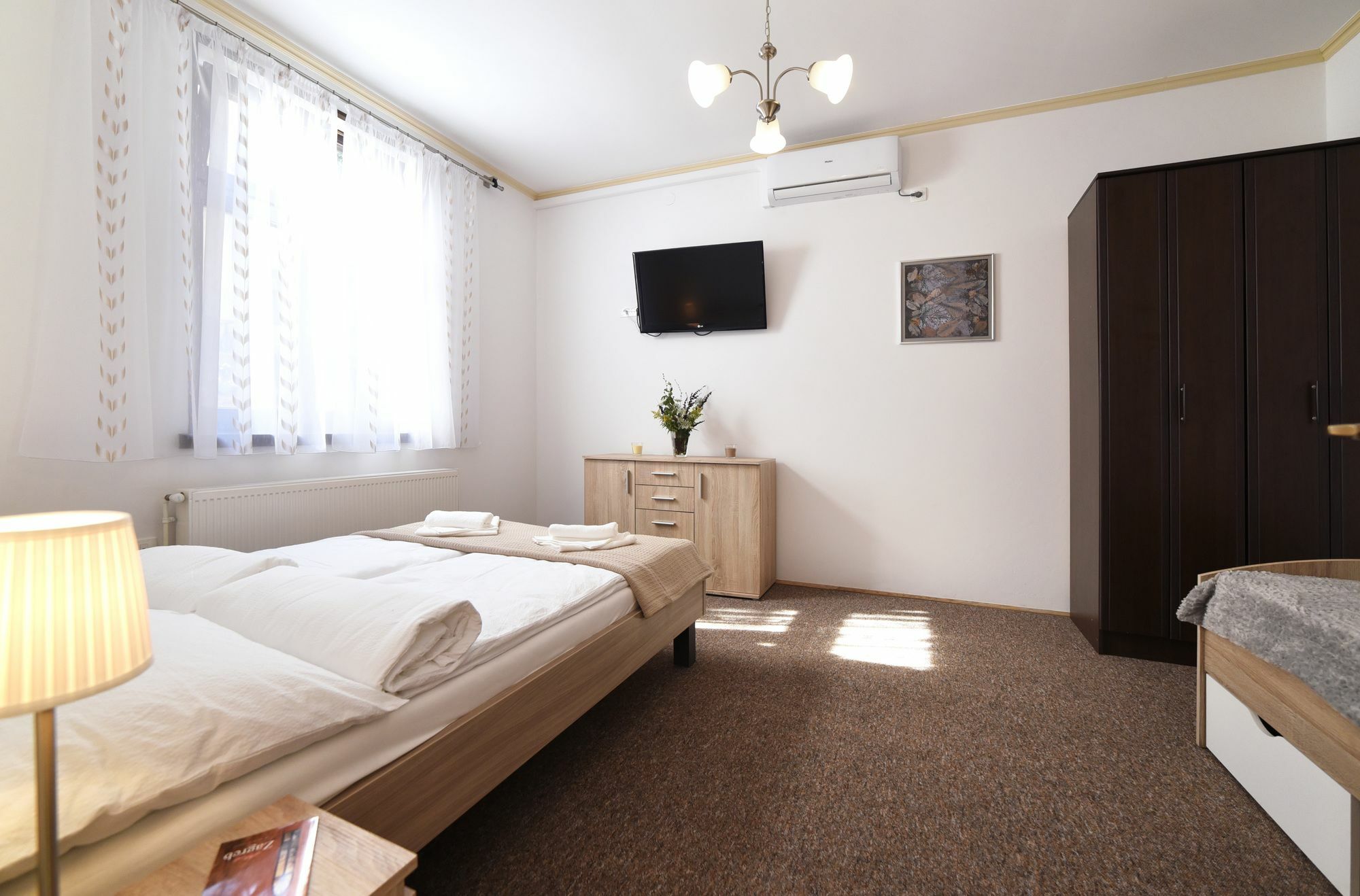 זאגרב Apartment Prilaz מראה חיצוני תמונה